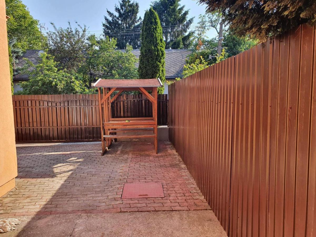 Birta Apartman Hajdúszoboszló Εξωτερικό φωτογραφία